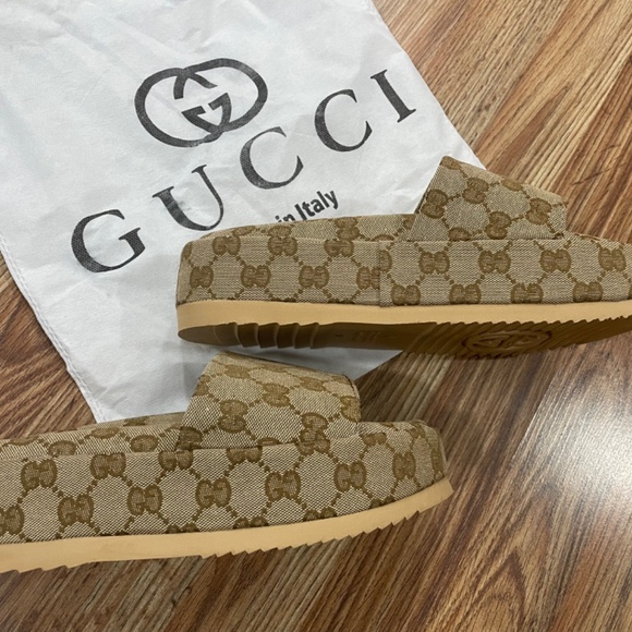 Gucci Angelina Slides Small G design - Picture 2 of 3